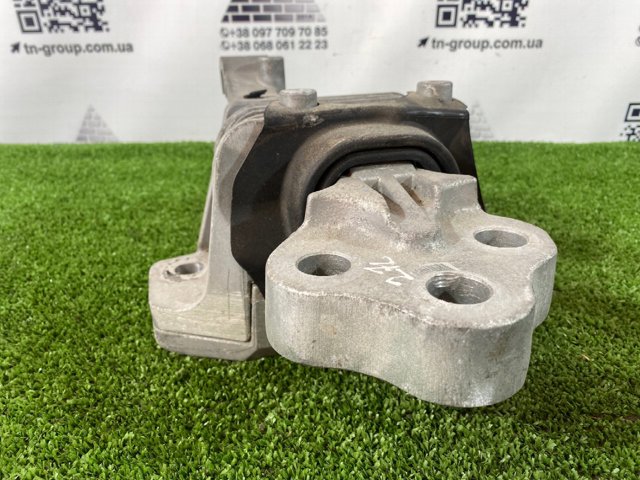 68190606AE CHRYSLER Левая подушка двигателя купить в Каменское