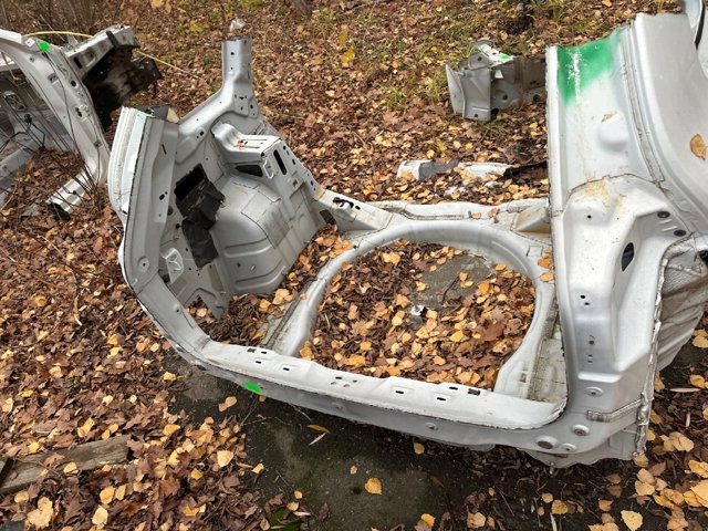 68223598AA CHRYSLER Панель багажного отсека задняя купить в Днепр