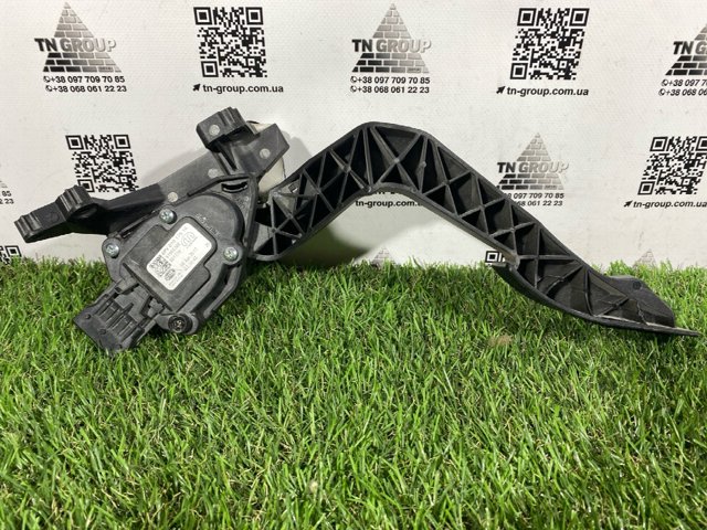 68255373AA Педаль газа купить Киев