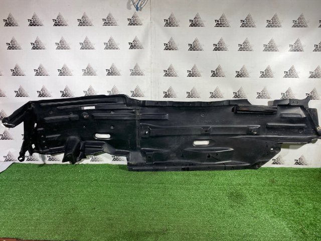 68264961AA CHRYSLER Защита днища правая купить в Львов