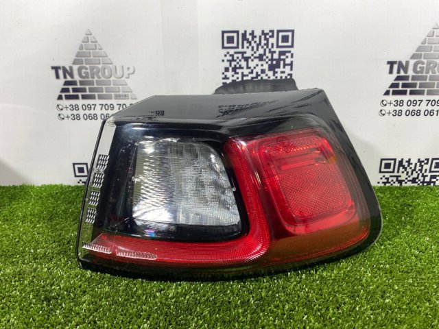 68275958AC CHRYSLER Фонарь задний правый внешний купить в Черкассы