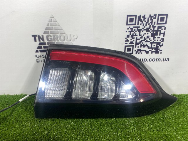 68275964AC CHRYSLER Фонарь задний правый внутренний купить в Украина