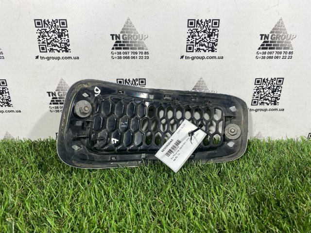 68303626AA CHRYSLER Решетка радиатора купить в Львов