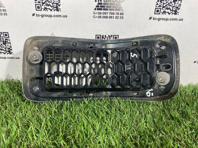68303626AA CHRYSLER Решетка радиатора купить в Кривой Рог
