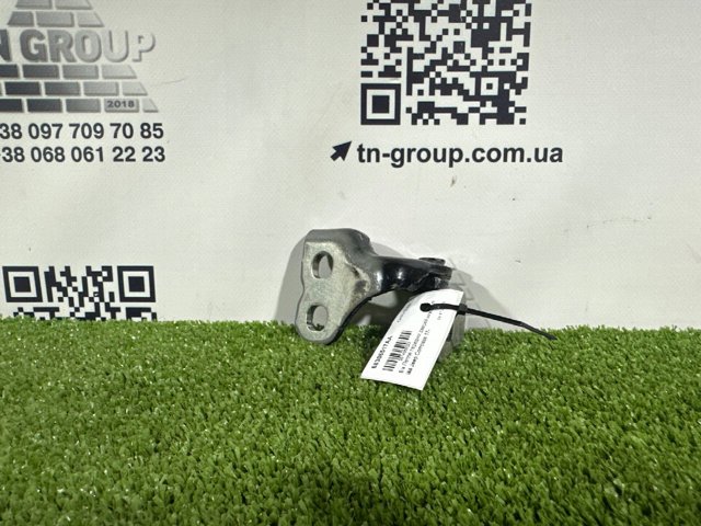 68306517AA CHRYSLER Петля двери передней левой купить в Черновцы
