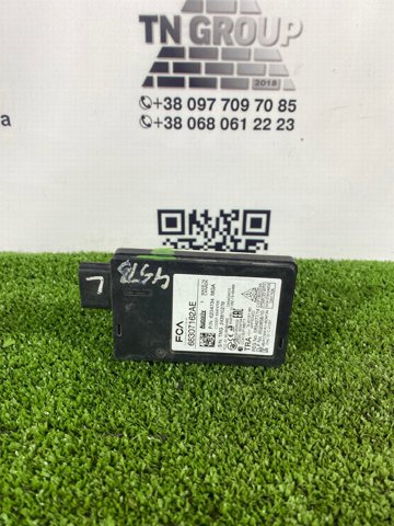 CHRYSLER 68307162AF Датчик контроля мертвой зоны задний в наличии Ирпень