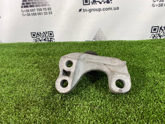 68353710AC CHRYSLER Кронштейн подушки (опоры) двигателя задней купить в Ирпень