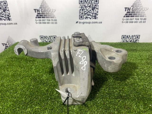 68418876AB CHRYSLER Левая подушка двигателя купить в Киев