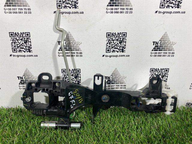 692020R040 TOYOTA Держатель наружной ручки двери передней левой купить в Харьков