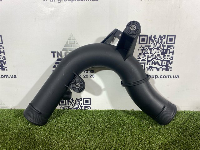 Шланг/патрубок интеркуллера 6C0145770A VAG