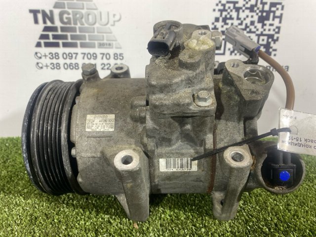 Компрессор кондиционера 73111AJ03A SUBARU