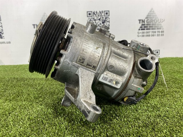 Компрессор кондиционера 73111SJ030 SUBARU