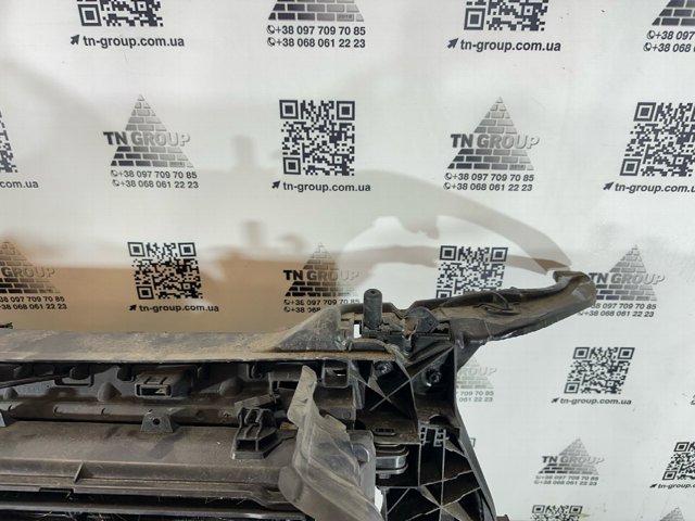 VAG 80A121207A Диффузор радиатора охлаждения в наличии Павлоград