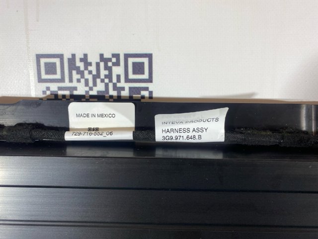 Детали люков облицовки кузова 80A877049F VAG