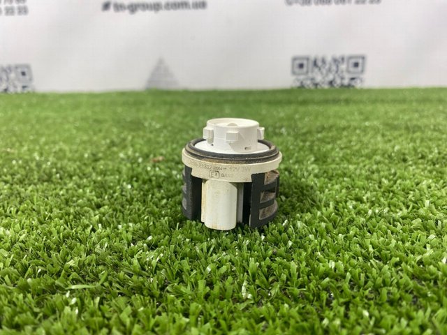 8158A0D610 TOYOTA Лампа противотуманной фары купить в Чернигов