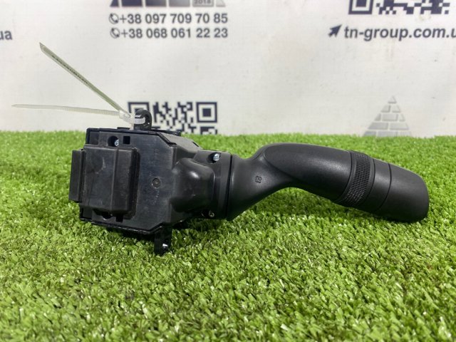 Подрулевой переключатель левый 843290R020 TOYOTA