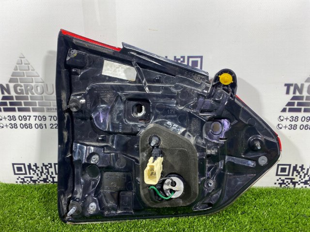 SUBARU 84912SJ080 Фонарь задний правый внутренний в наличии Киев
