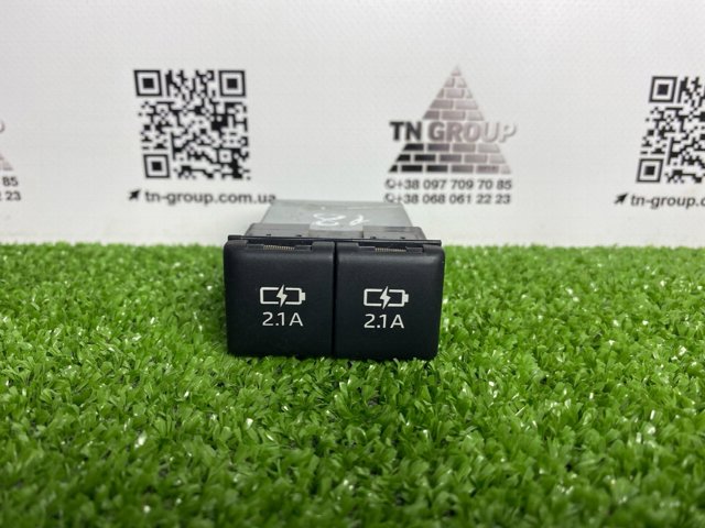 TOYOTA 8553206010 USB-разветвитель в наличии Львов