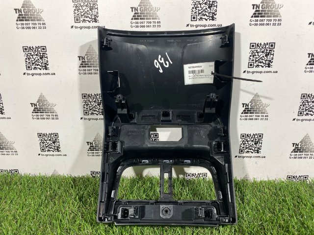 SUBARU 92132AN00A Накладка декоративная центральной консоли в наличии Николаев