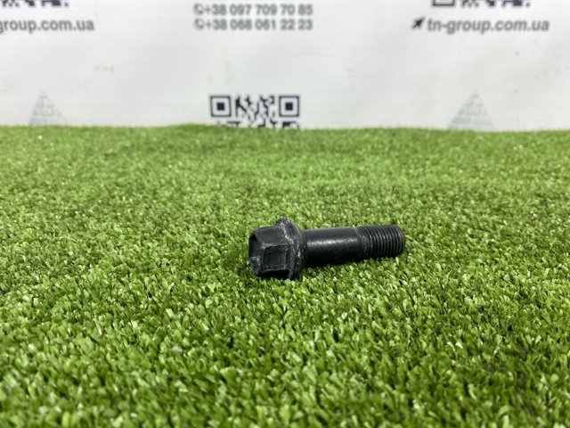 Болт колесный  A0009907607 MERCEDES
