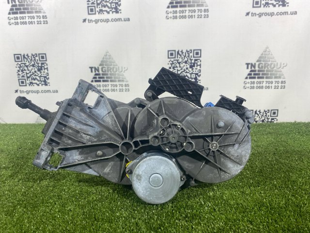 Мотор-привод открытия/закрытия крышки багажника A0997602601 MERCEDES
