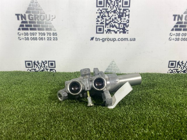 Цилиндр тормозной, главный A2054300001 MERCEDES