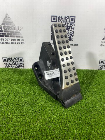 Педали газа A2533000104 MERCEDES