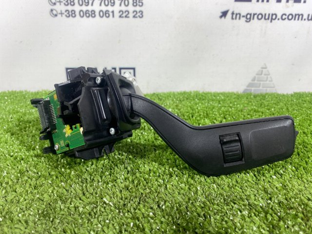LB5T17A553AAW FORD Переключатель подрулевой правый купить в Павлоград