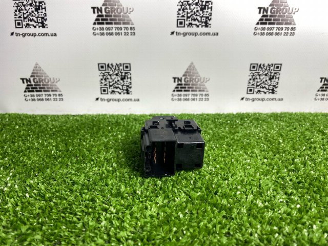 LB5Z14529BB Кнопка подъемника заднего стекла купить Ужгород
