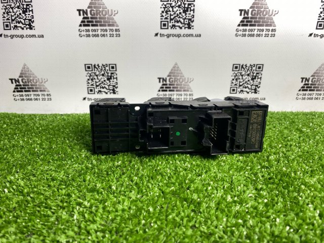 FORD LJ6Z14529CA Кнопочный блок управления стеклоподъемником передний левый в наличии Харьков