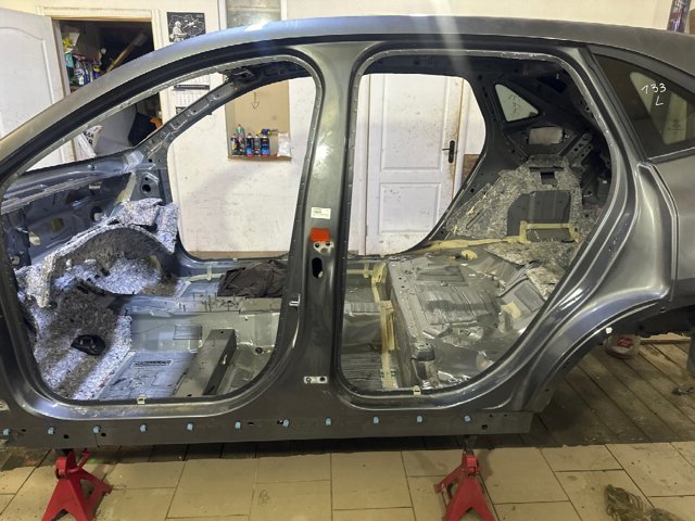 Порог наружний левый LJ6Z7810129A FORD