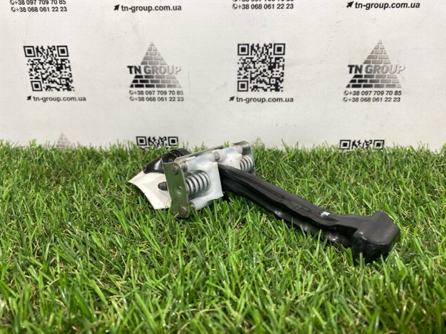 Ограничитель открывания задней двери LJ6Z7827204A FORD