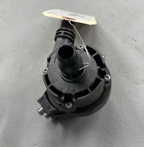 11518605322 BMW Помпа водяная (насос) охлаждения, дополнительный электрический купить в Одесса