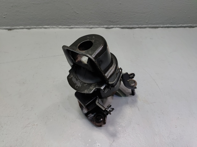 Задняя подушка двигателя 1237125011 TOYOTA