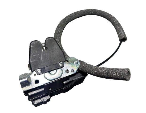 Замок крышки багажника 2047500085 MERCEDES