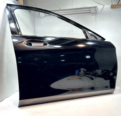 Пассажирская передняя дверь 2227200205 MERCEDES