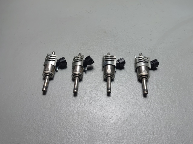 Форсунка инжектора 23209F001008 TOYOTA