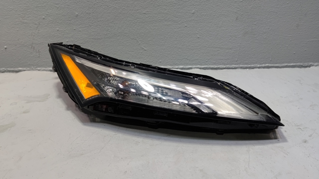 Ходовые огни, правый 261206RR0A NISSAN