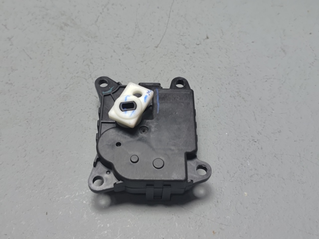 Мотор заслонки печки 277316RF0A NISSAN