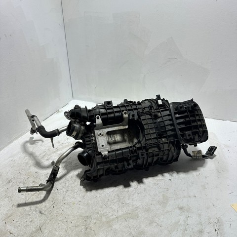 Коллектор впускной 2780980707 MERCEDES