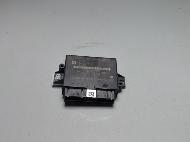 Модуль управления (ЭБУ) парктроником 284L03437R NISSAN