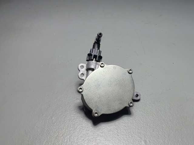 Механический вакуумный насос 29300F0012 TOYOTA