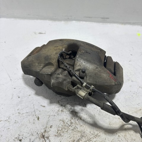 34116786820 BMW Скоба тормозного суппорта переднего купить в Тернополь