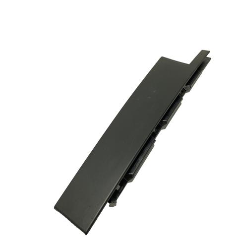Накладка задней двери, правой, вертикальная 3CN839902B01C VAG