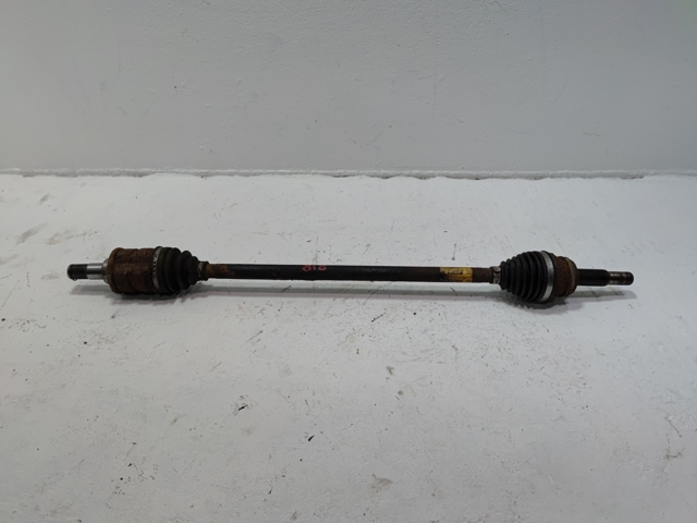 Полуось задняя, правая 423300R050 TOYOTA