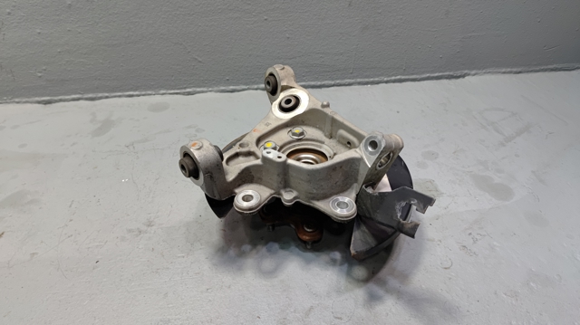 Ступица задняя 432026RR1A NISSAN
