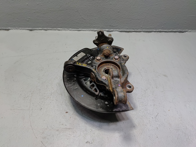 Цапфа поворотная правая 4321133130 TOYOTA