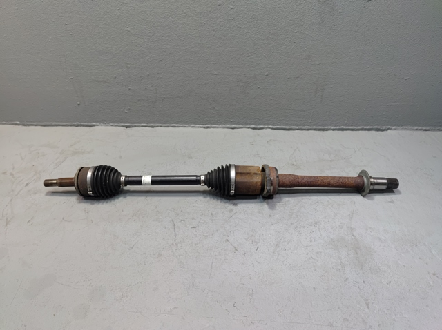 Полуось передняя, правая 434100R181 TOYOTA