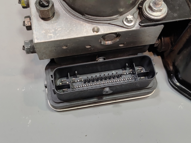 Блок ABS гидравлический 476606RD0C NISSAN