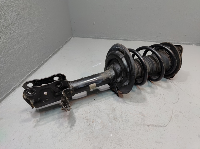 Стойка передняя правая 485108Z376 TOYOTA